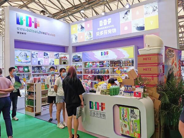 該如何設(shè)計搭建大型展臺？